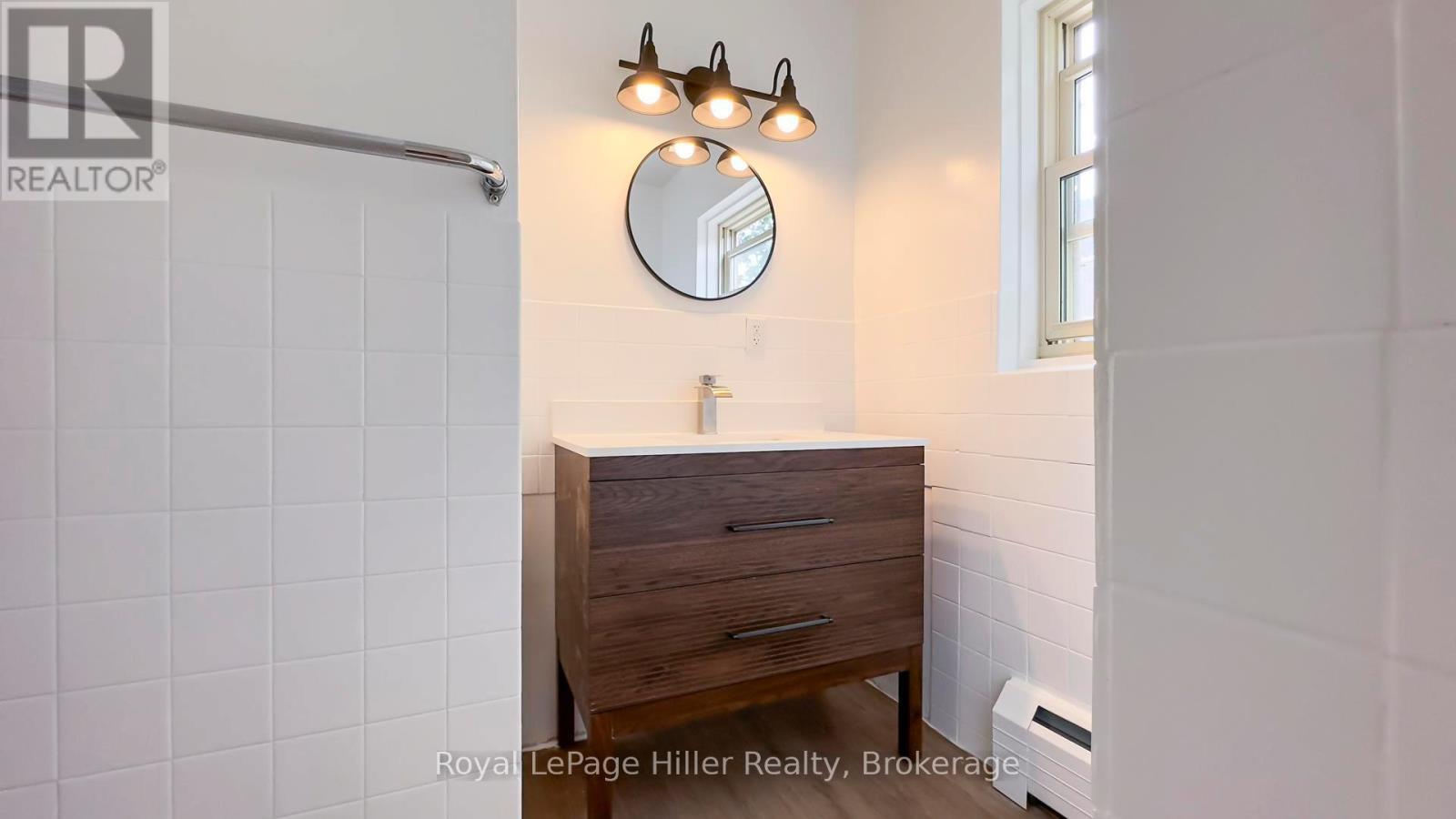 












98 WILLIAM STREET

,
Stratford,




Ontario
N5A4Y1

