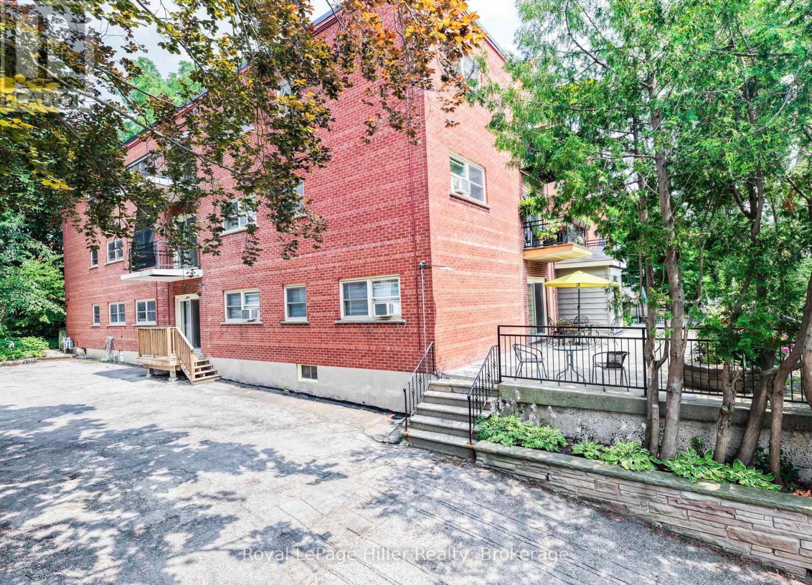 












98 WILLIAM STREET

,
Stratford,




Ontario
N5A4Y1


