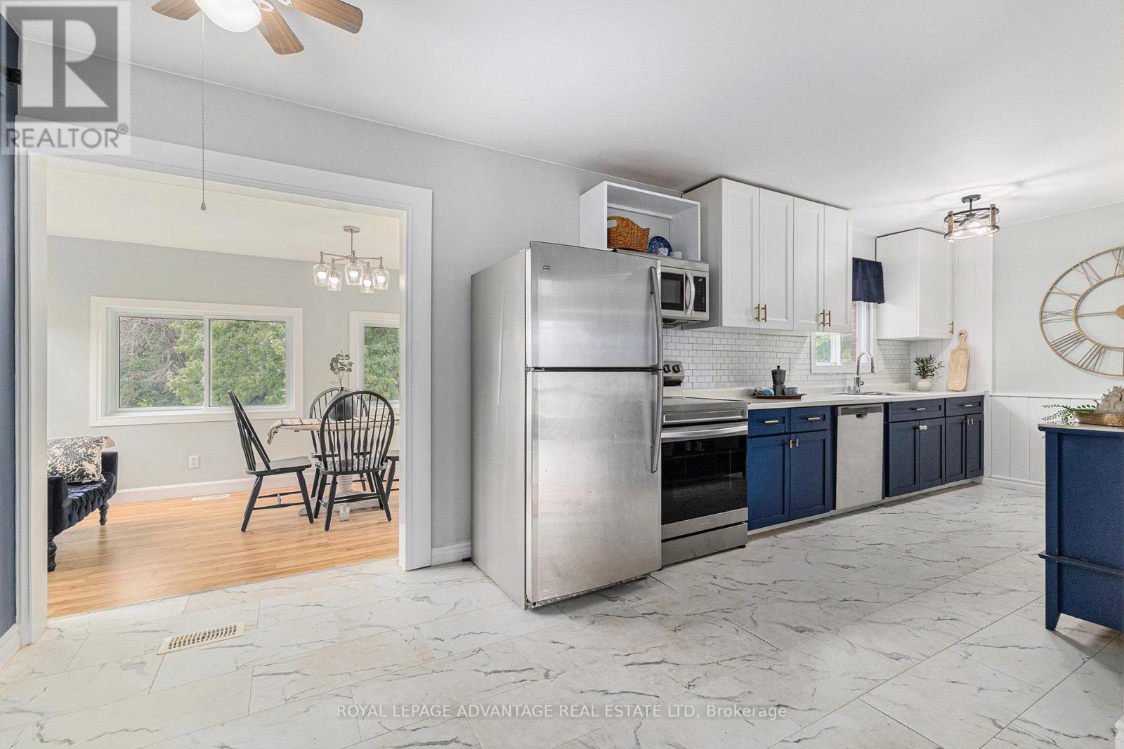 












136 STAMFORD DRIVE

,
Drummond/North Elmsley,




Ontario
K7H1A5

