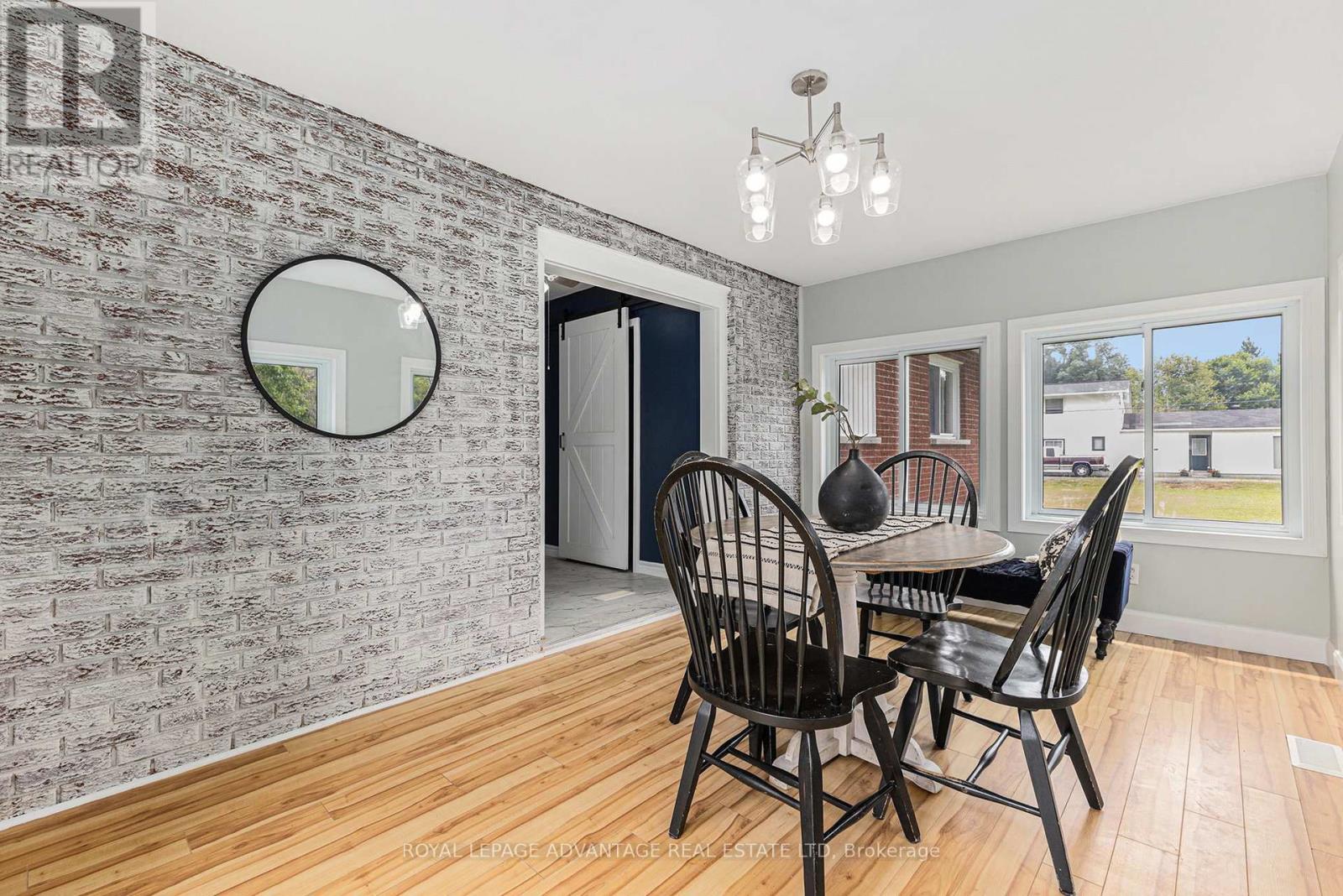 












136 STAMFORD DRIVE

,
Drummond/North Elmsley,




Ontario
K7H1A5

