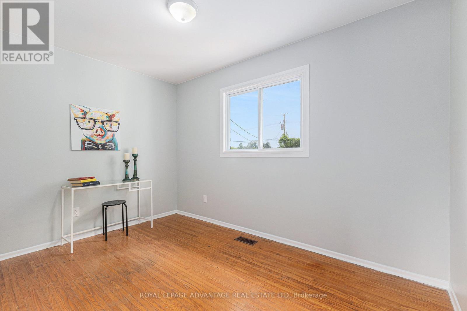 












136 STAMFORD DRIVE

,
Drummond/North Elmsley,




Ontario
K7H1A5

