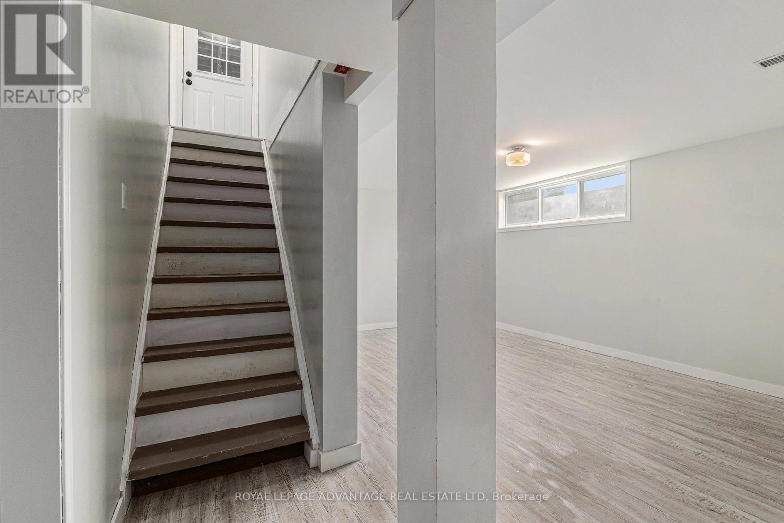 












136 STAMFORD DRIVE

,
Drummond/North Elmsley,




Ontario
K7H1A5

