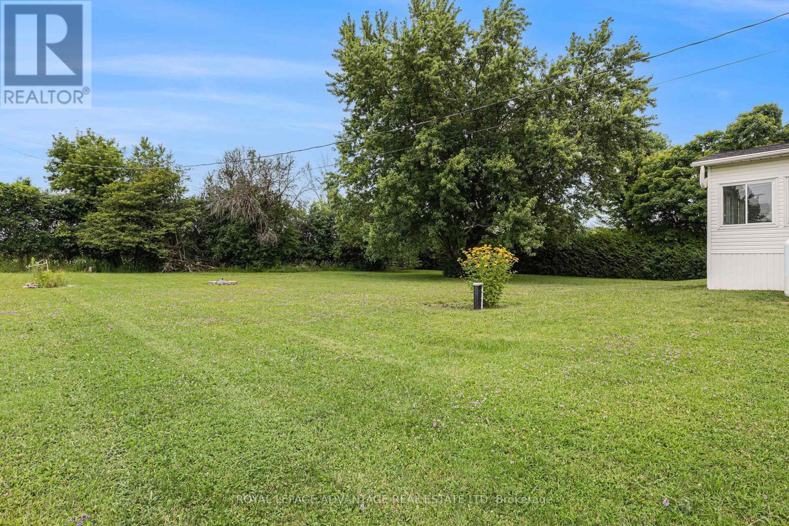 












136 STAMFORD DRIVE

,
Drummond/North Elmsley,




Ontario
K7H1A5

