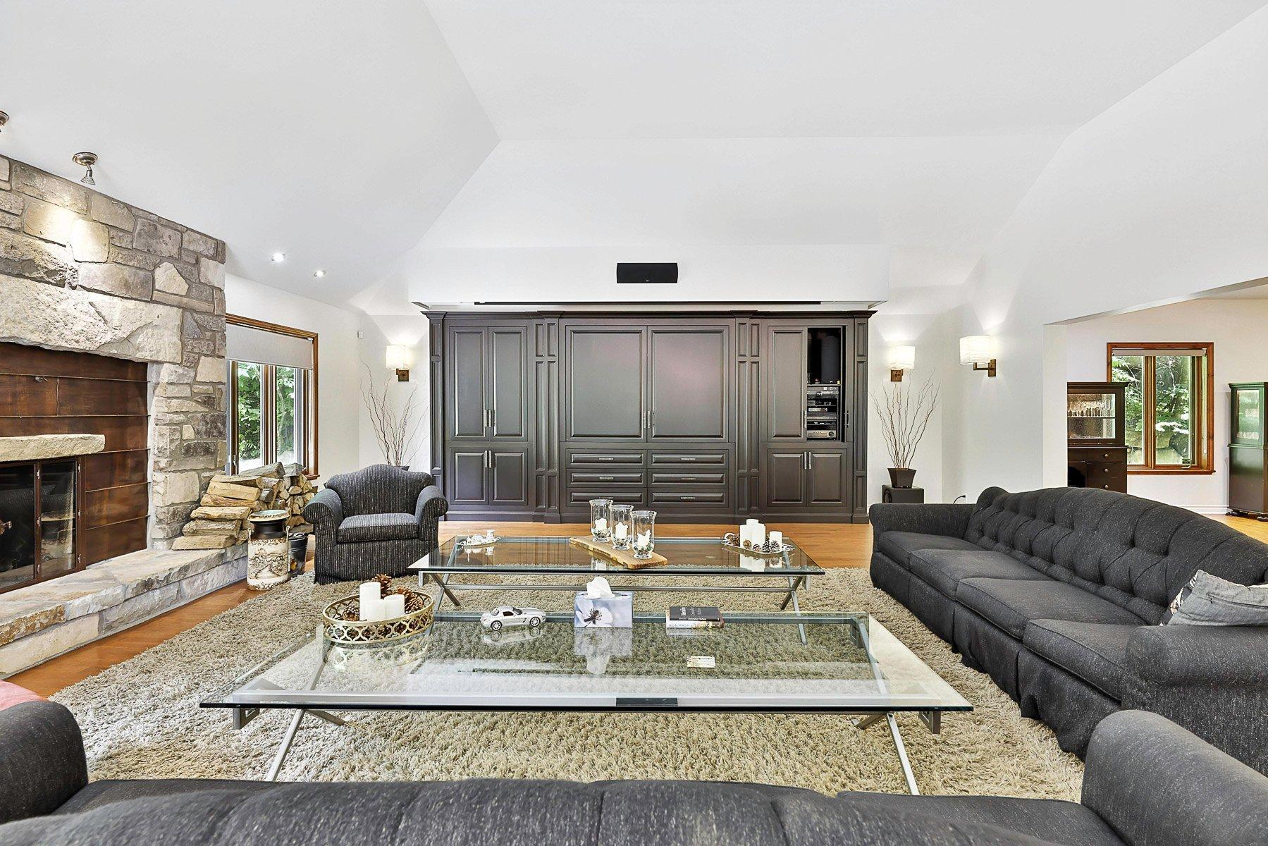 









184


Ch. Legault

,
Saint-Sauveur,




QC
J0R1R7

