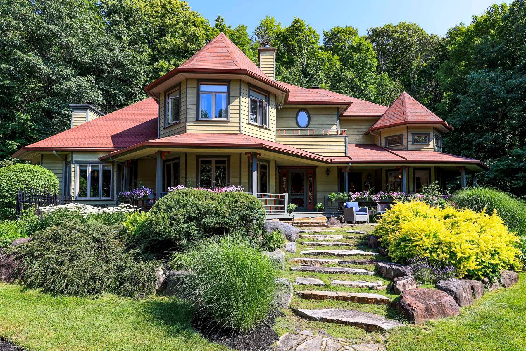 









184


Ch. Legault

,
Saint-Sauveur,




QC
J0R1R7

