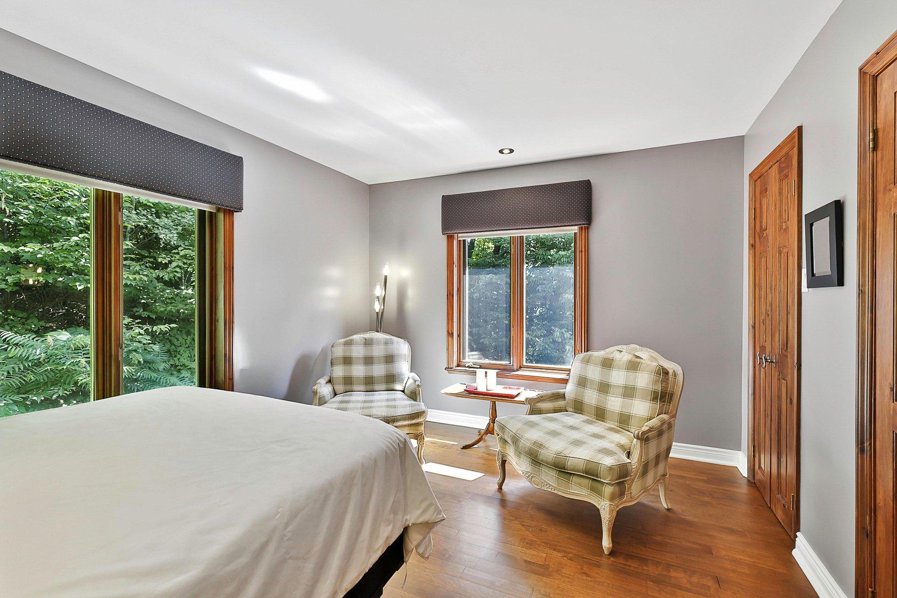 









184


Ch. Legault

,
Saint-Sauveur,




QC
J0R1R7

