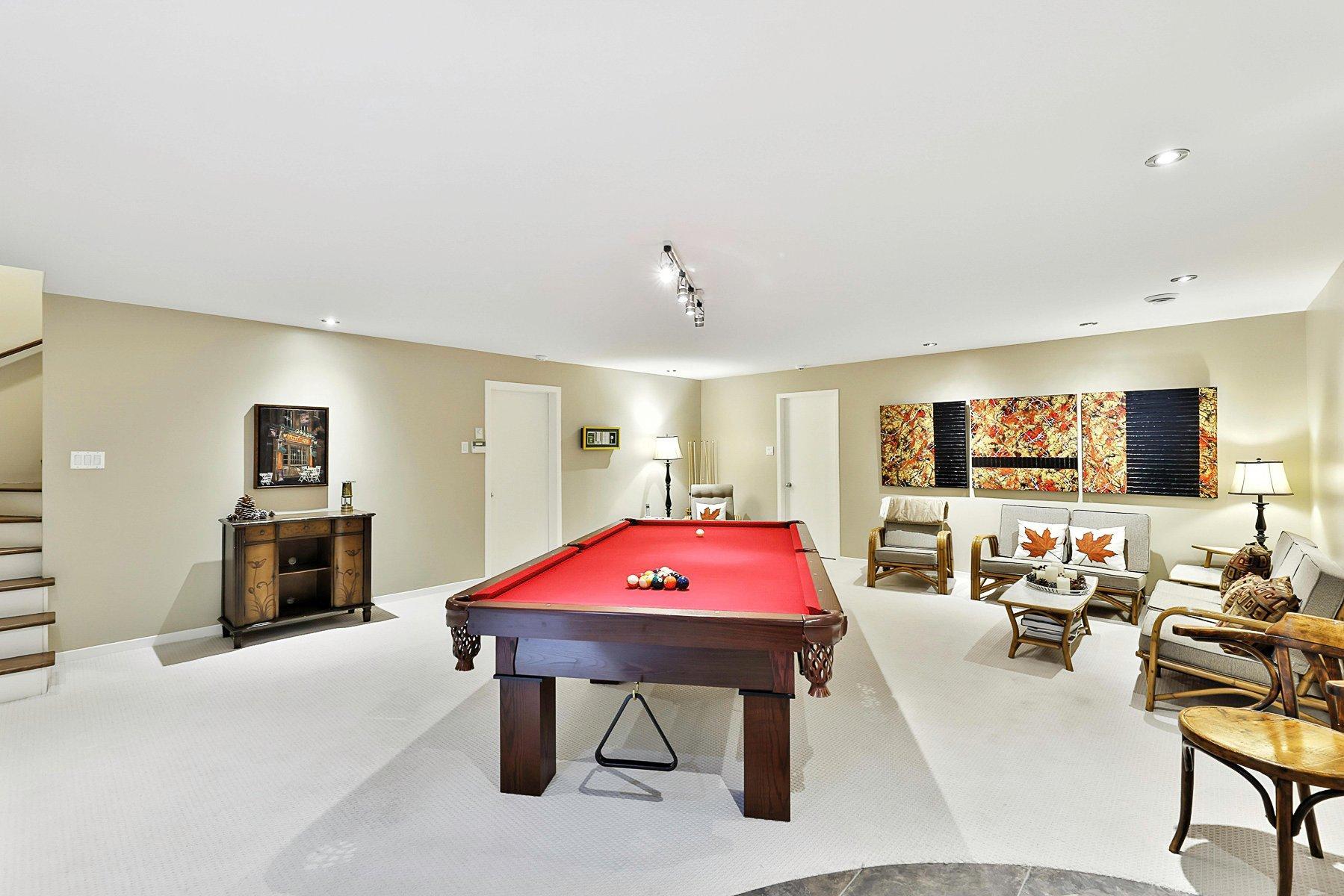 









184


Ch. Legault

,
Saint-Sauveur,




QC
J0R1R7

