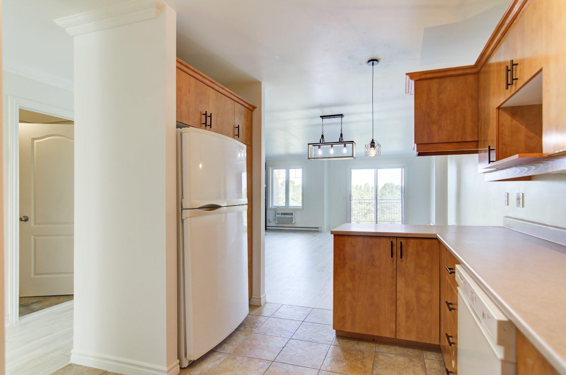 









6535


Boul. Chevrier

, 401,
Brossard,




QC
J4Z3T9

