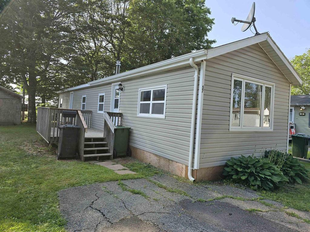 












57 Linkletter Estates

,
Linkletter,




PE
C1N 4B2

