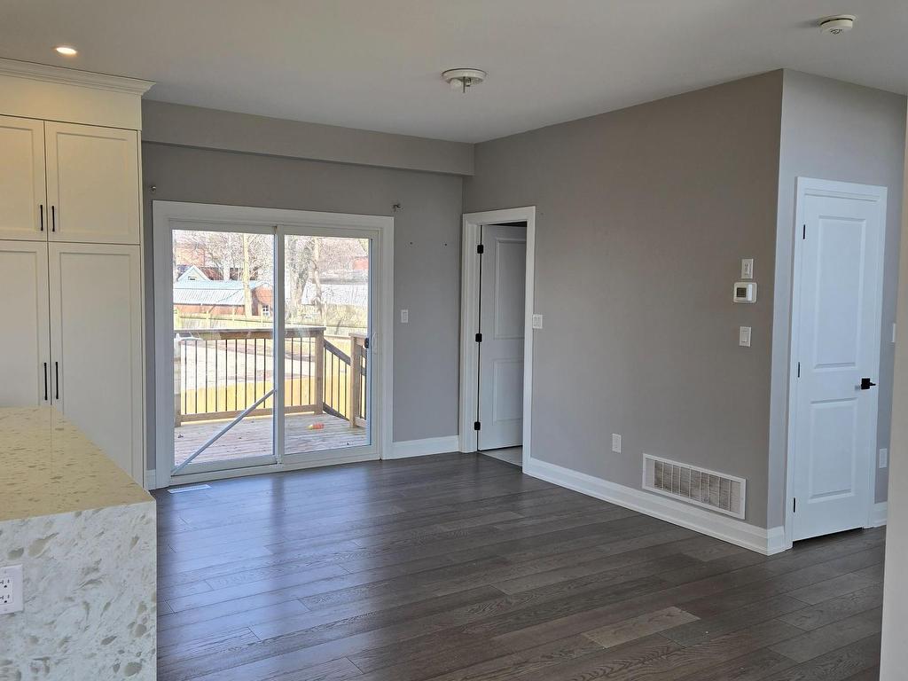 









41


Amelia

Street,
Port Colborne,




ON
L3K 2K8

