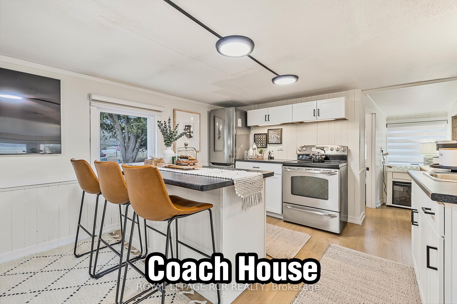 









5490


Hwy 47

N/A,
Uxbridge,




ON
L9P 1R1

