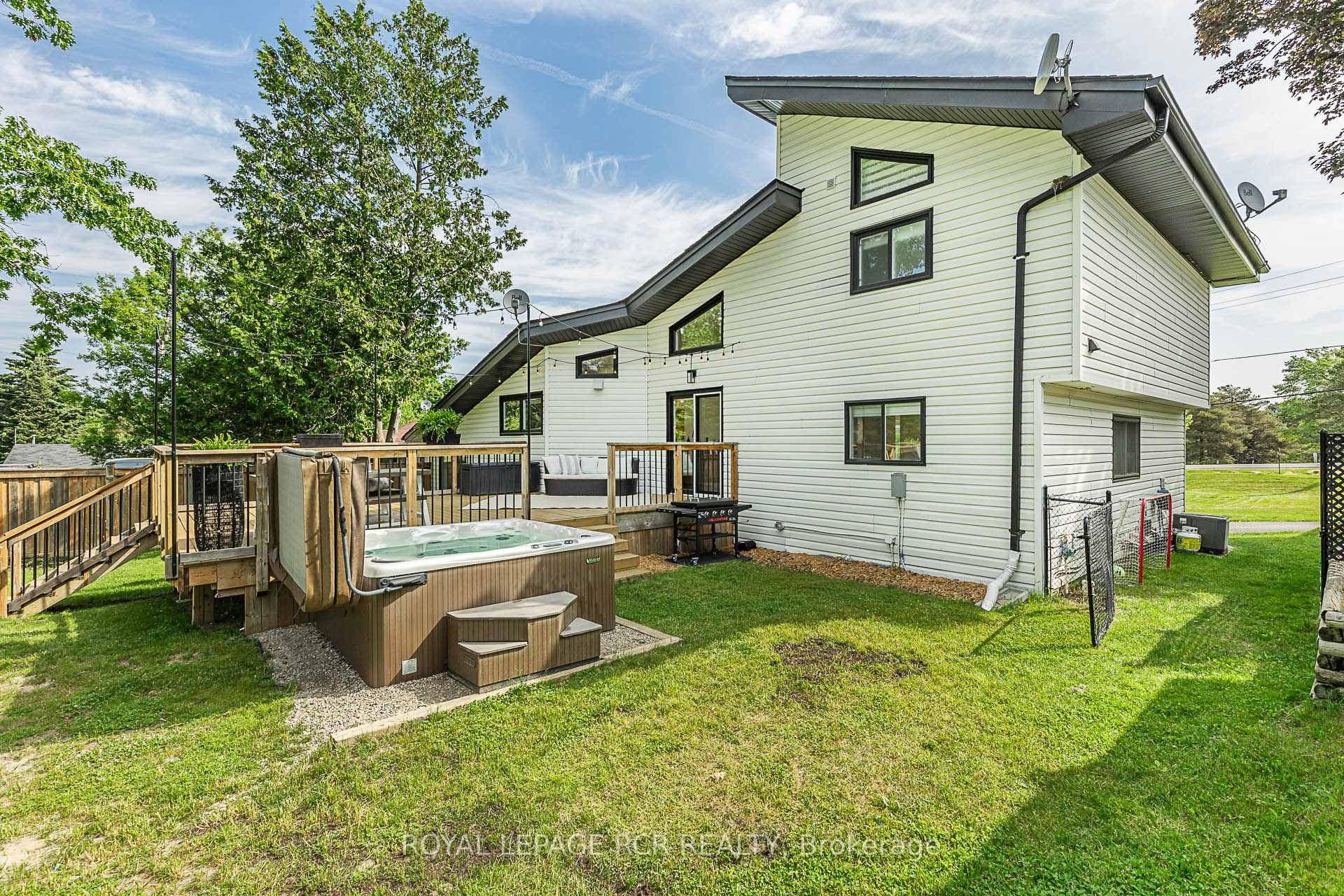 









5490


Hwy 47

N/A,
Uxbridge,




ON
L9P 1R1

