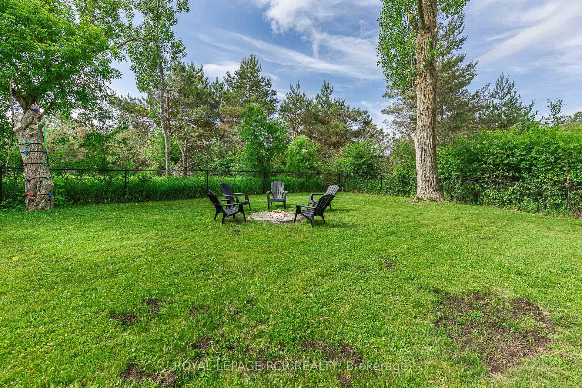 









5490


Hwy 47

N/A,
Uxbridge,




ON
L9P 1R1

