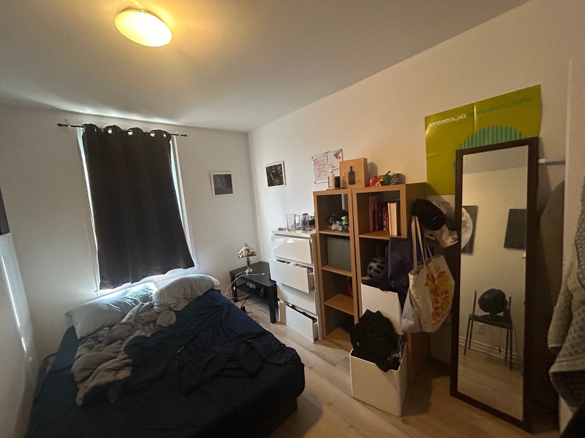 









4390


Rue Notre-Dame O.

,
Montréal (Le Sud-Ouest),




QC
H4C1R8

