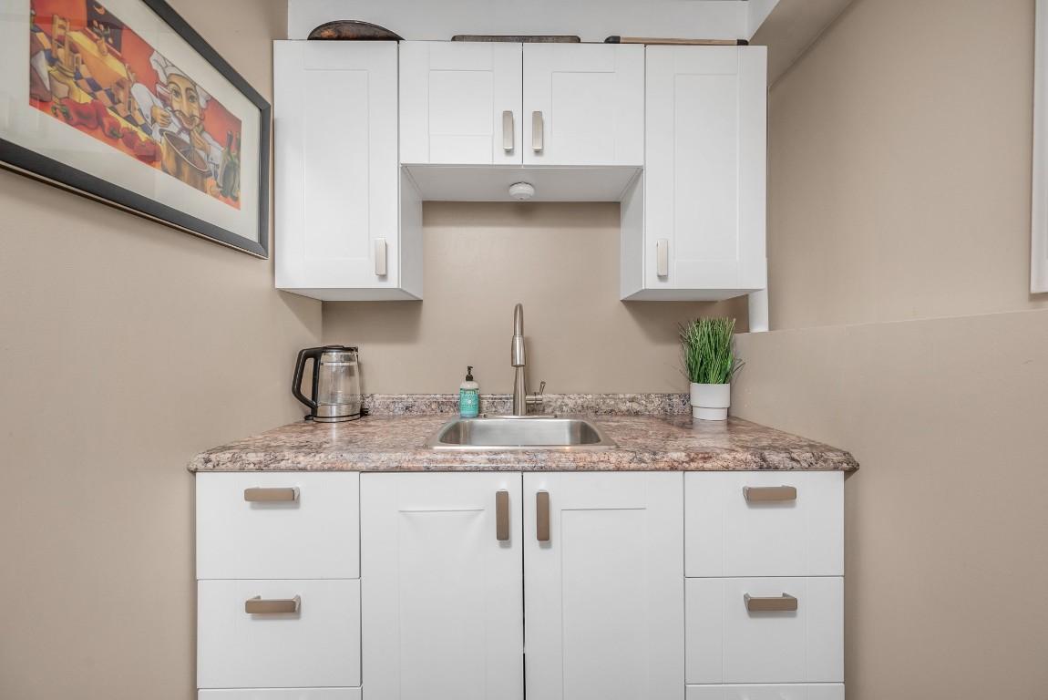 









1301


43

Avenue,
Vernon,




BC
V1T 8J9


