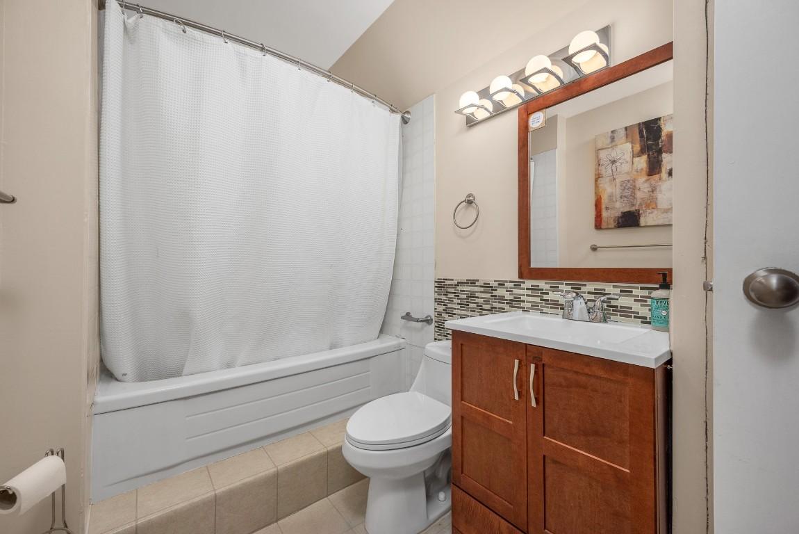 









1301


43

Avenue,
Vernon,




BC
V1T 8J9

