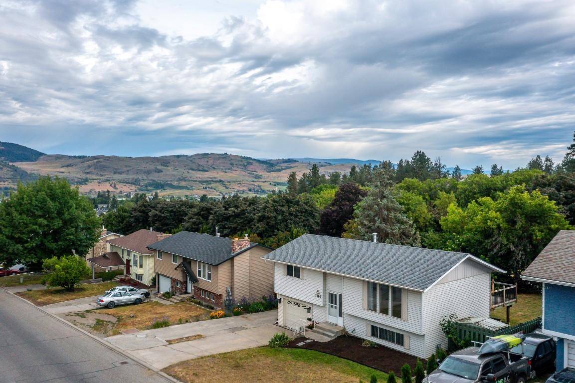 









1301


43

Avenue,
Vernon,




BC
V1T 8J9

