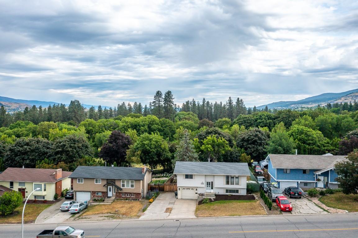 









1301


43

Avenue,
Vernon,




BC
V1T 8J9


