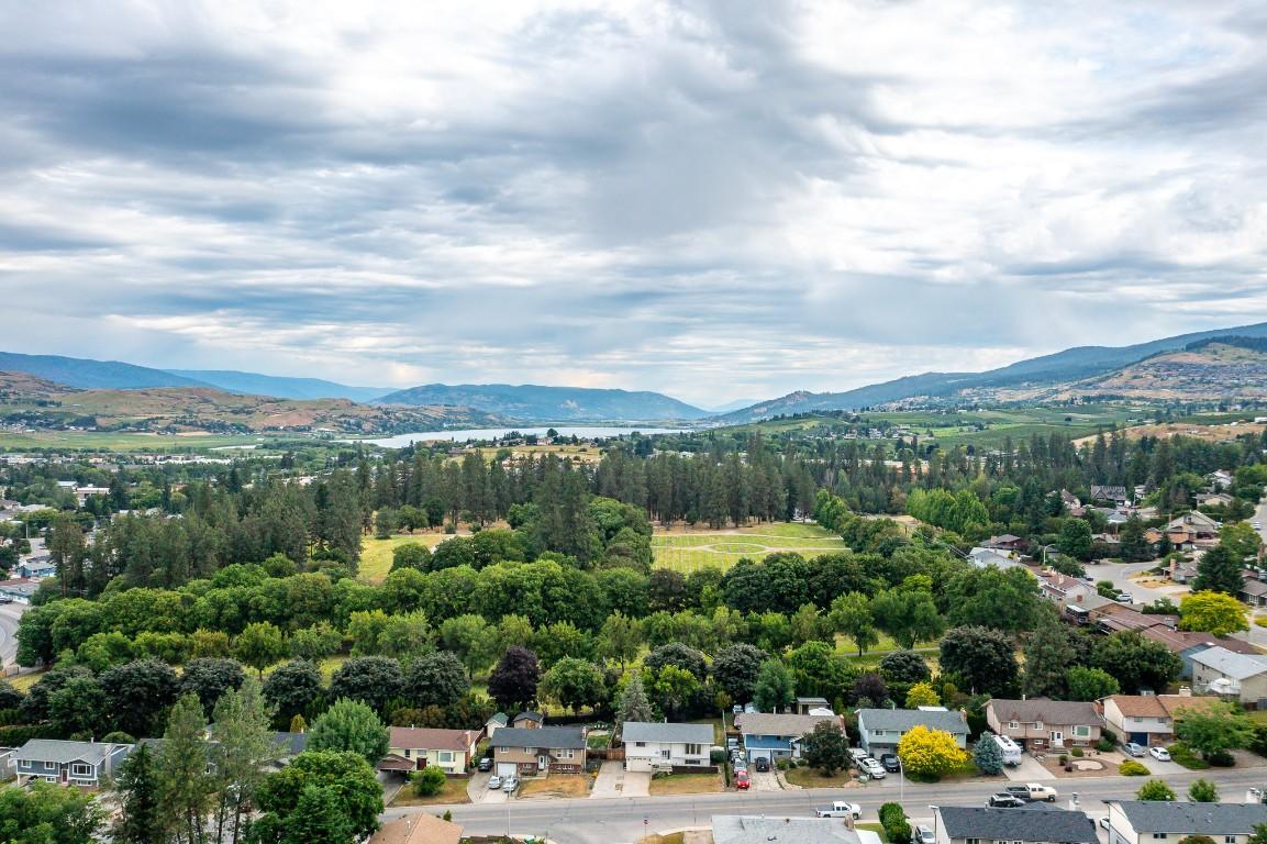 









1301


43

Avenue,
Vernon,




BC
V1T 8J9

