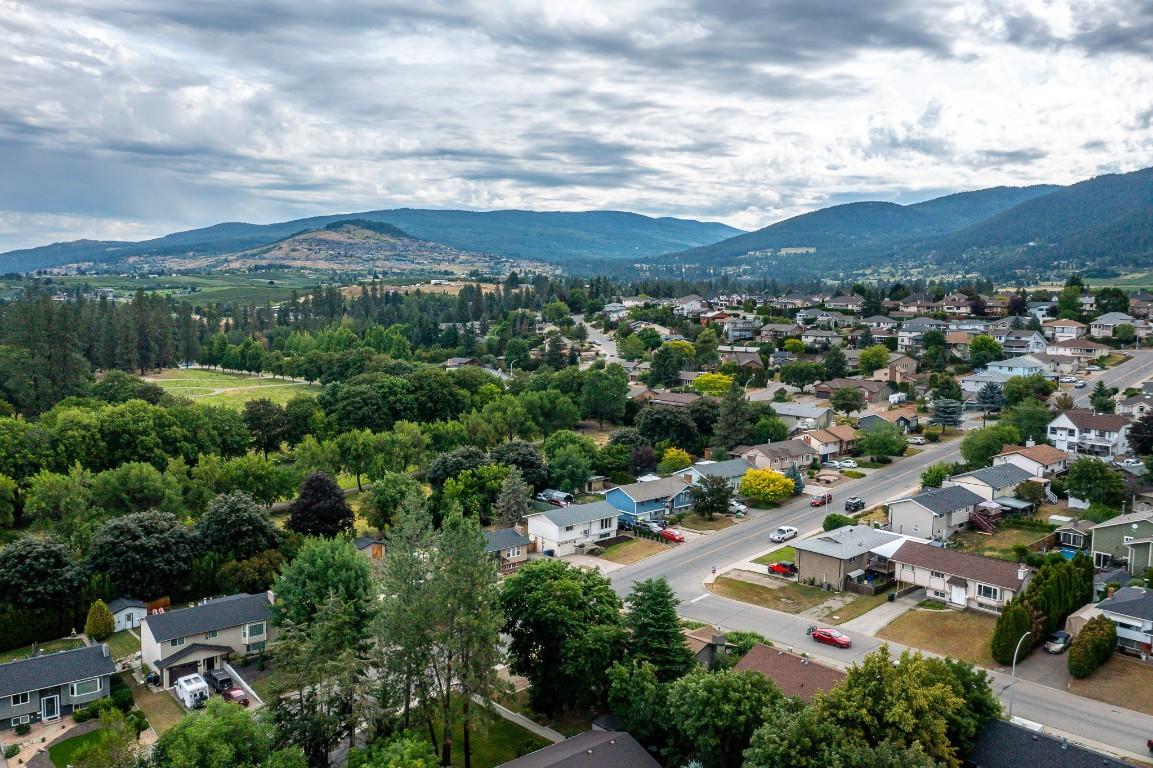 









1301


43

Avenue,
Vernon,




BC
V1T 8J9

