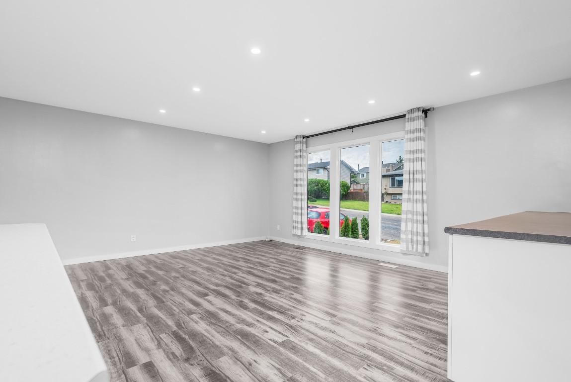 









1301


43

Avenue,
Vernon,




BC
V1T 8J9

