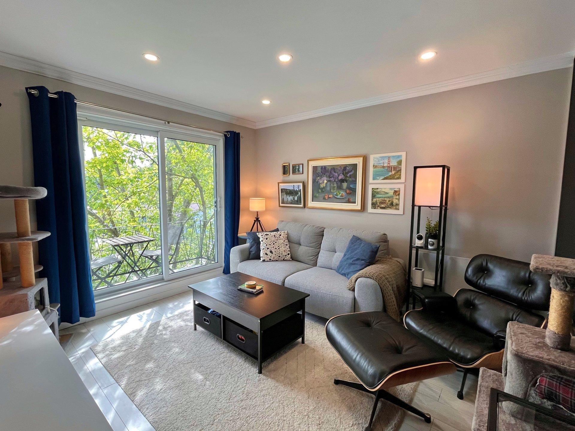 









75


51e Avenue

, 6,
Bois-des-Filion,




QC
J6Z2N8

