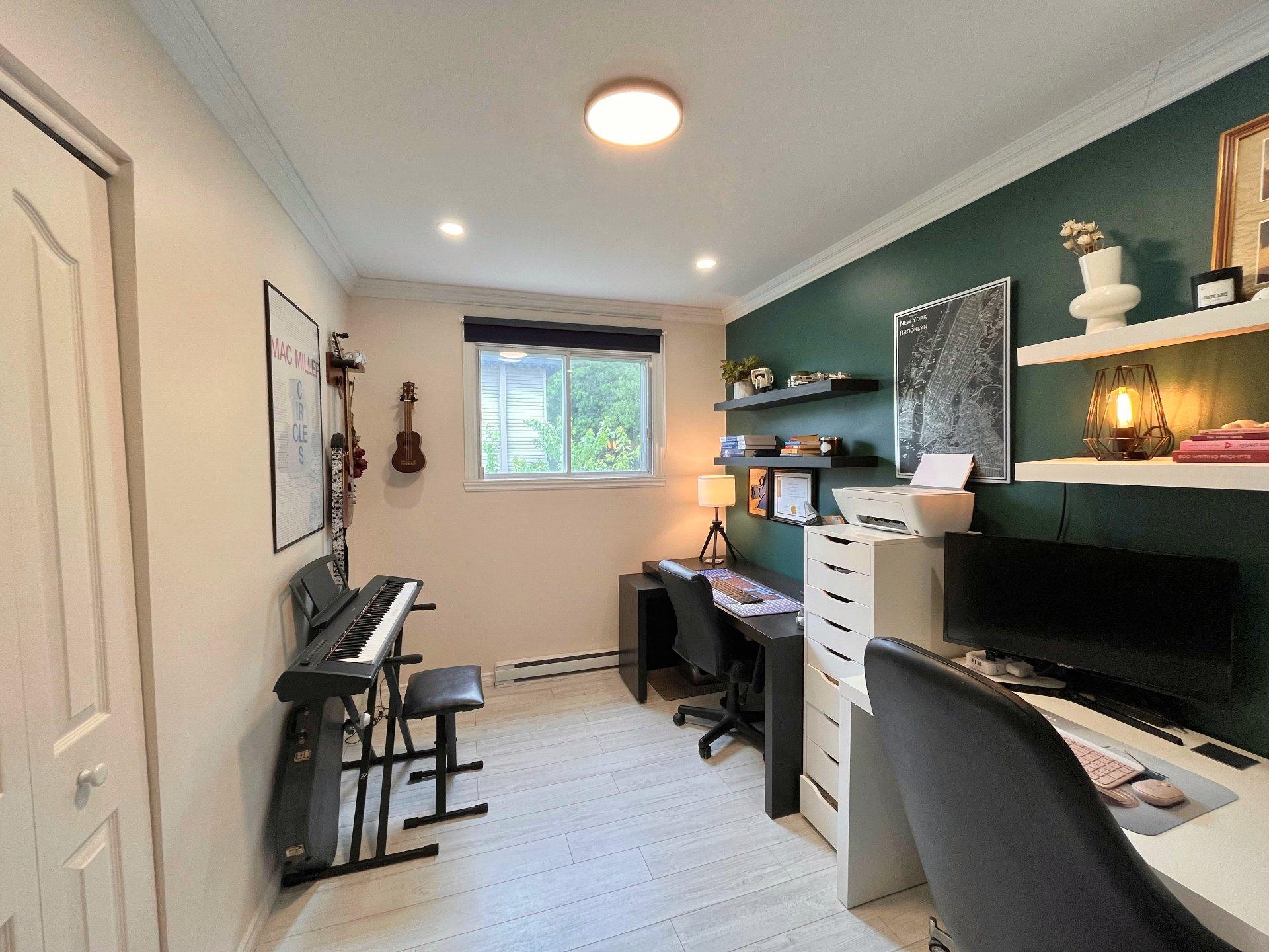 









75


51e Avenue

, 6,
Bois-des-Filion,




QC
J6Z2N8

