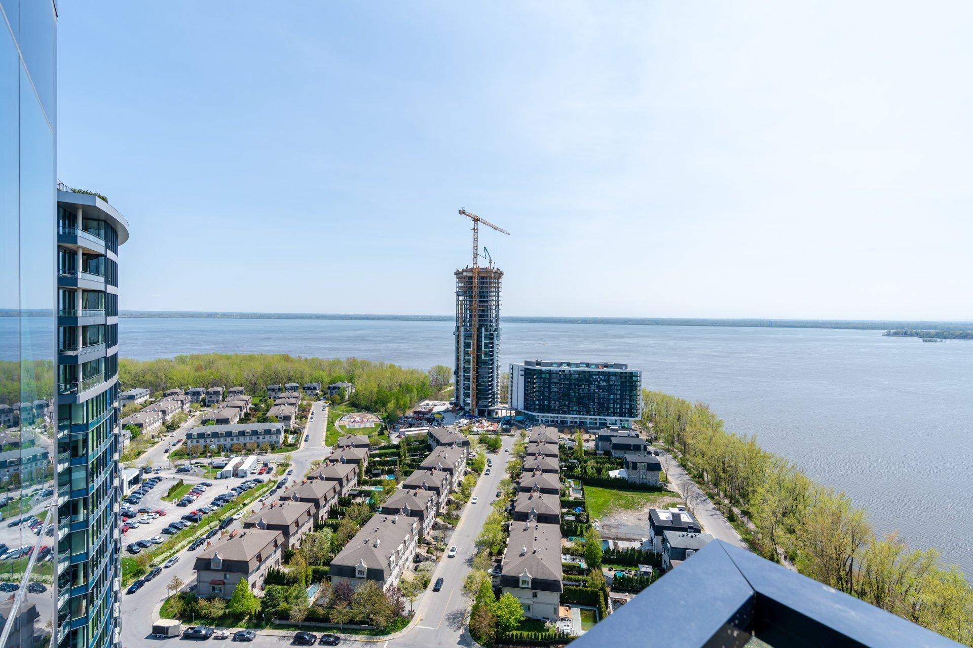 









200


Rue André-Prévost

, 2309,
Montréal (Verdun/Île-des-Soeurs),




QC
H3E0E5

