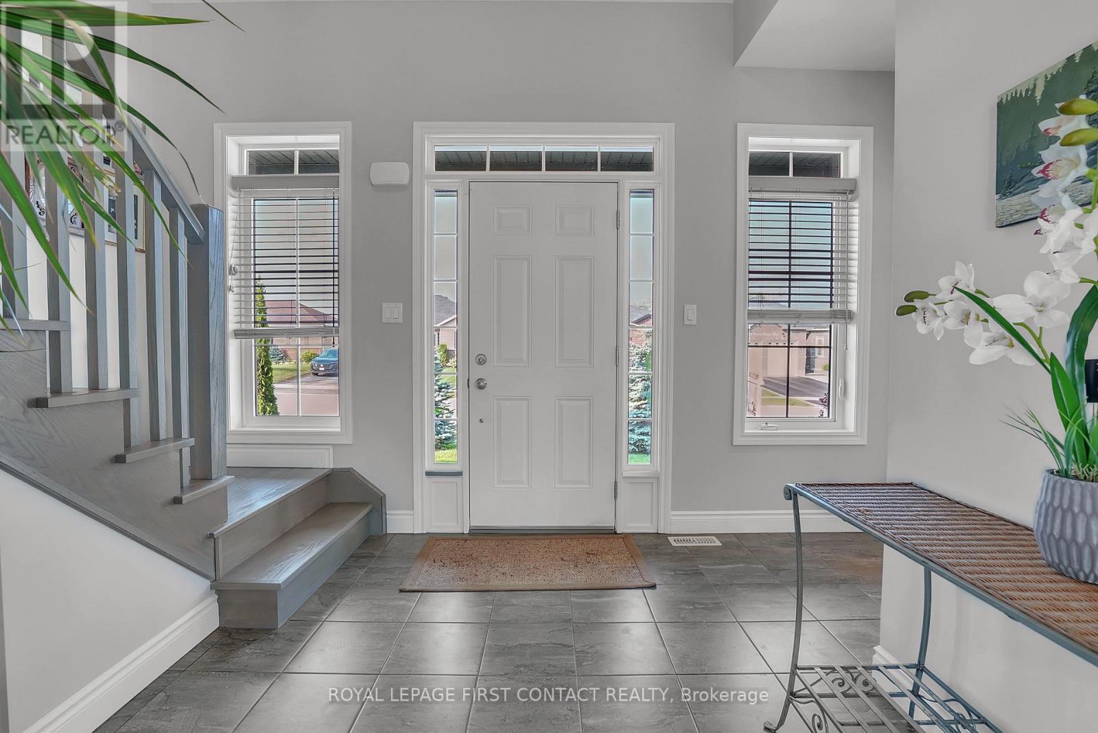 












5 CHARLIE RAWSON BOULEVARD

,
Tay,




Ontario
L0K2A0

