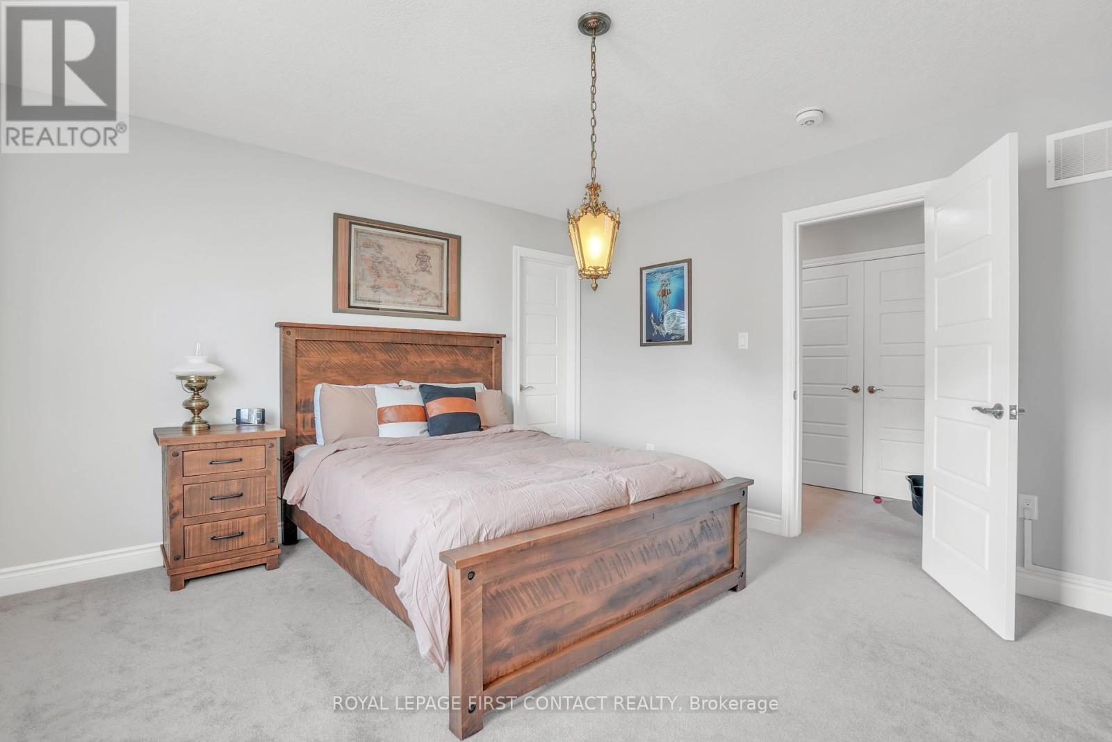 












5 CHARLIE RAWSON BOULEVARD

,
Tay,




Ontario
L0K2A0

