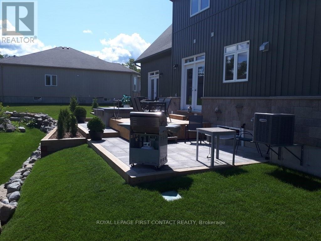












5 CHARLIE RAWSON BOULEVARD

,
Tay,




Ontario
L0K2A0

