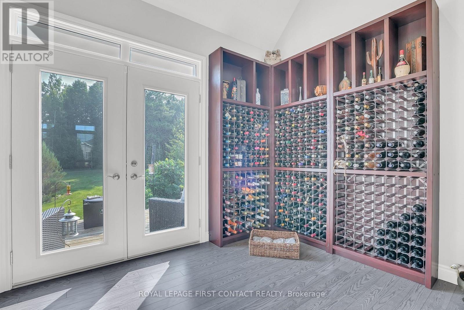 












5 CHARLIE RAWSON BOULEVARD

,
Tay,




Ontario
L0K2A0

