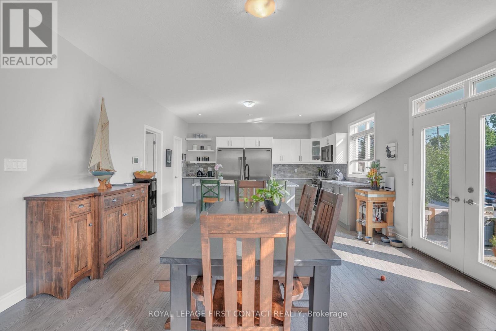 












5 CHARLIE RAWSON BOULEVARD

,
Tay,




Ontario
L0K2A0

