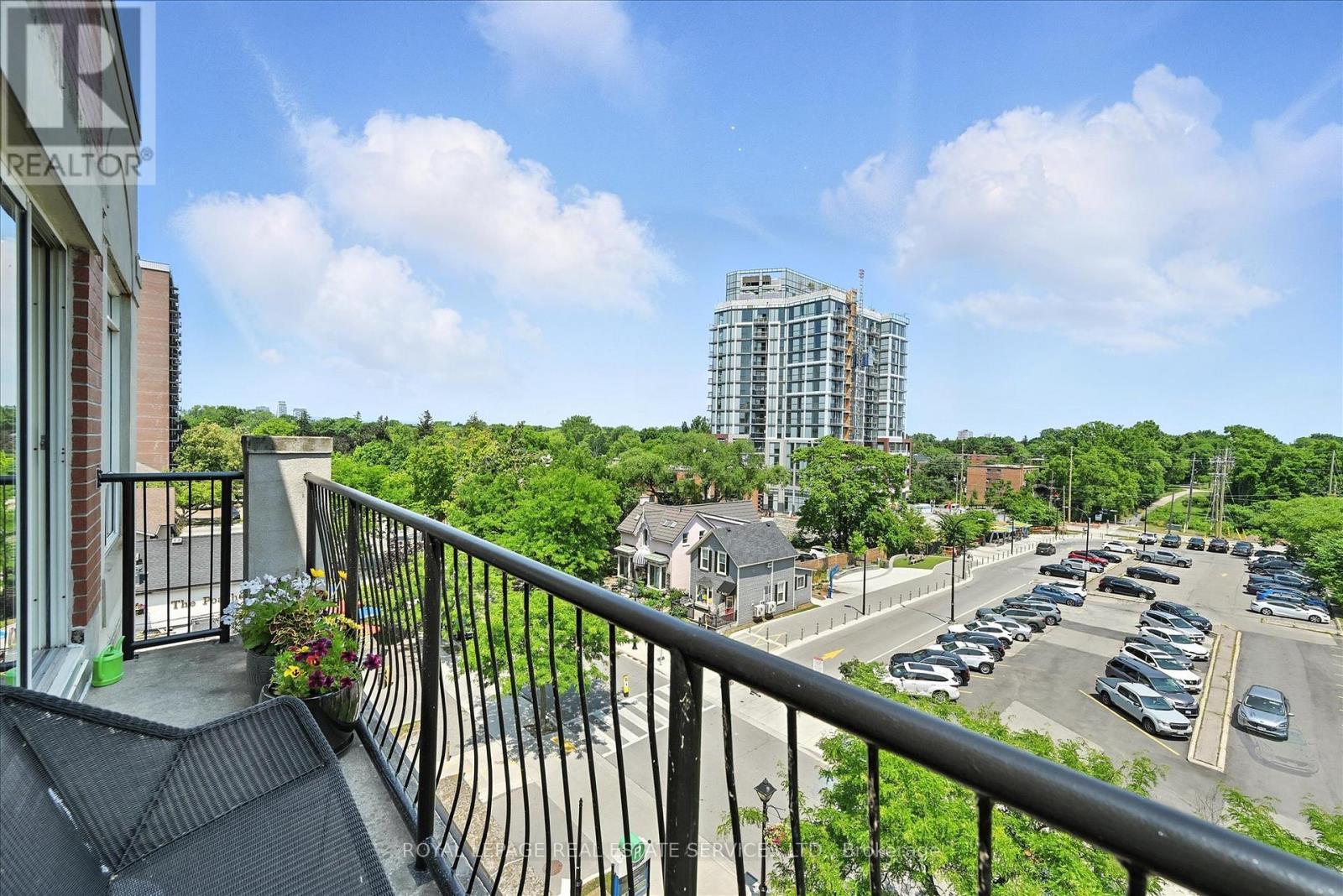












503 - 430 PEARL STREET

,
Burlington,




Ontario
L7R4J8

