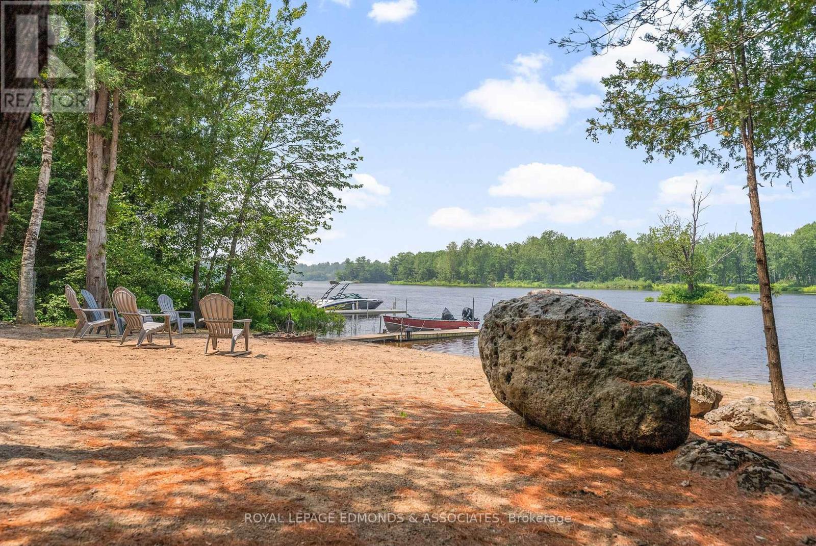 












58 SINKHOLE TRAIL

,
Whitewater Region,




Ontario
K0J2L0


