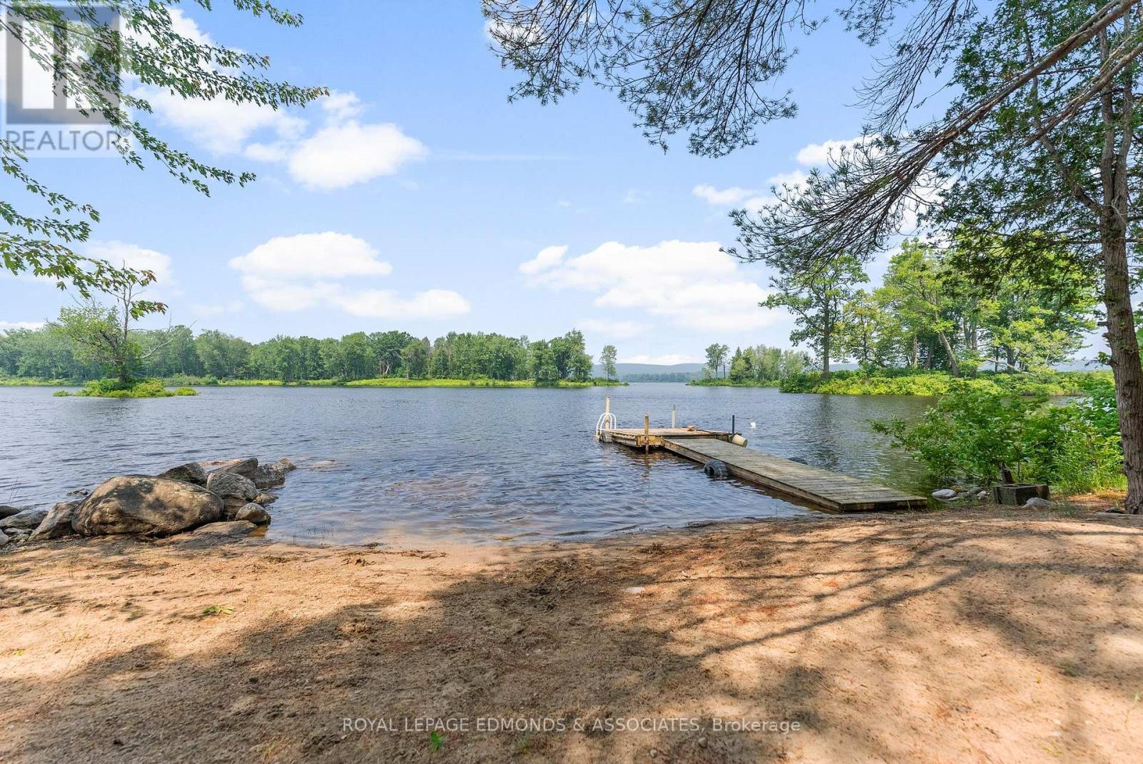 












58 SINKHOLE TRAIL

,
Whitewater Region,




Ontario
K0J2L0

