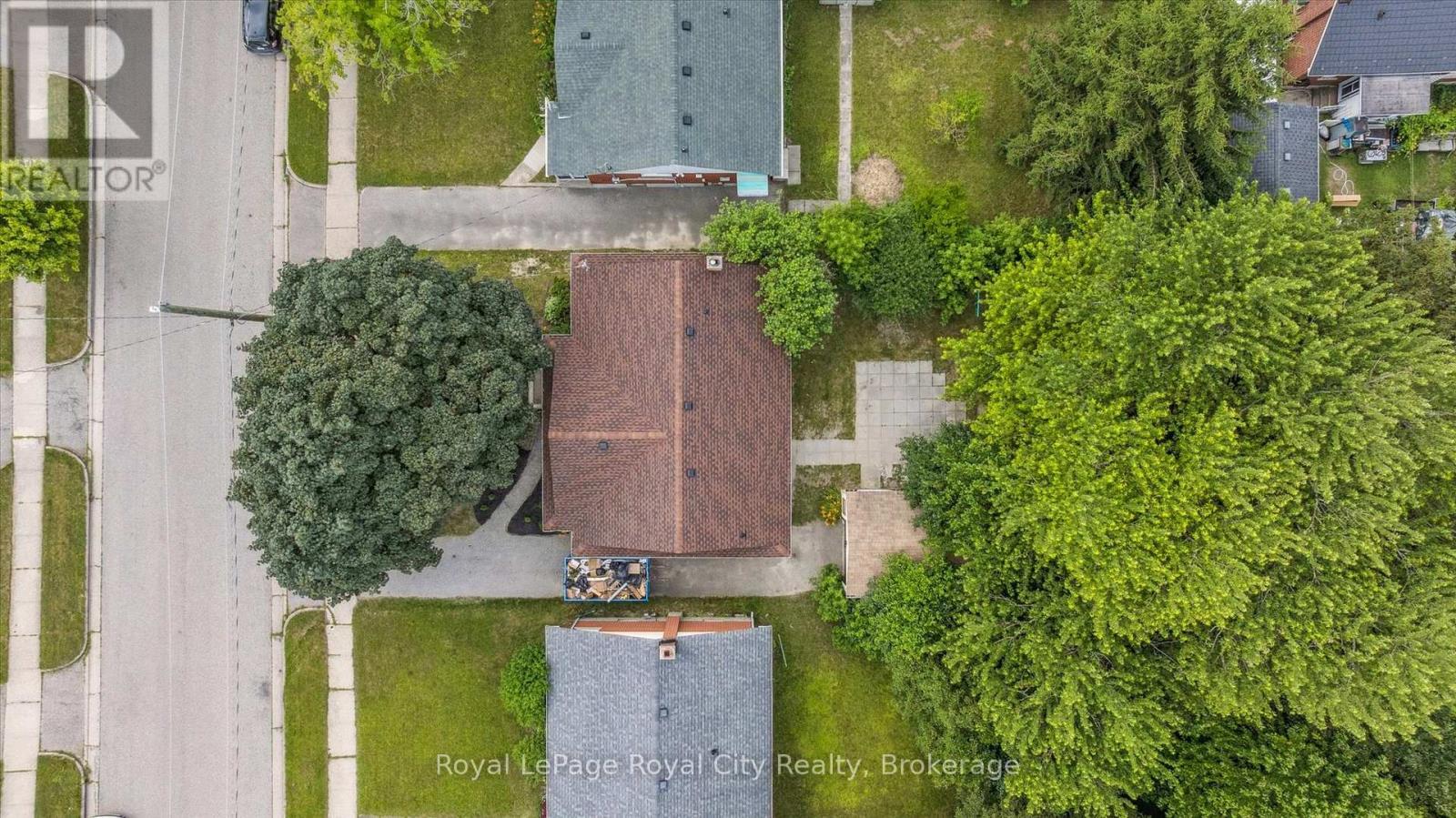 












56 DOVER STREET

,
Waterloo,




Ontario
N2J1Z1

