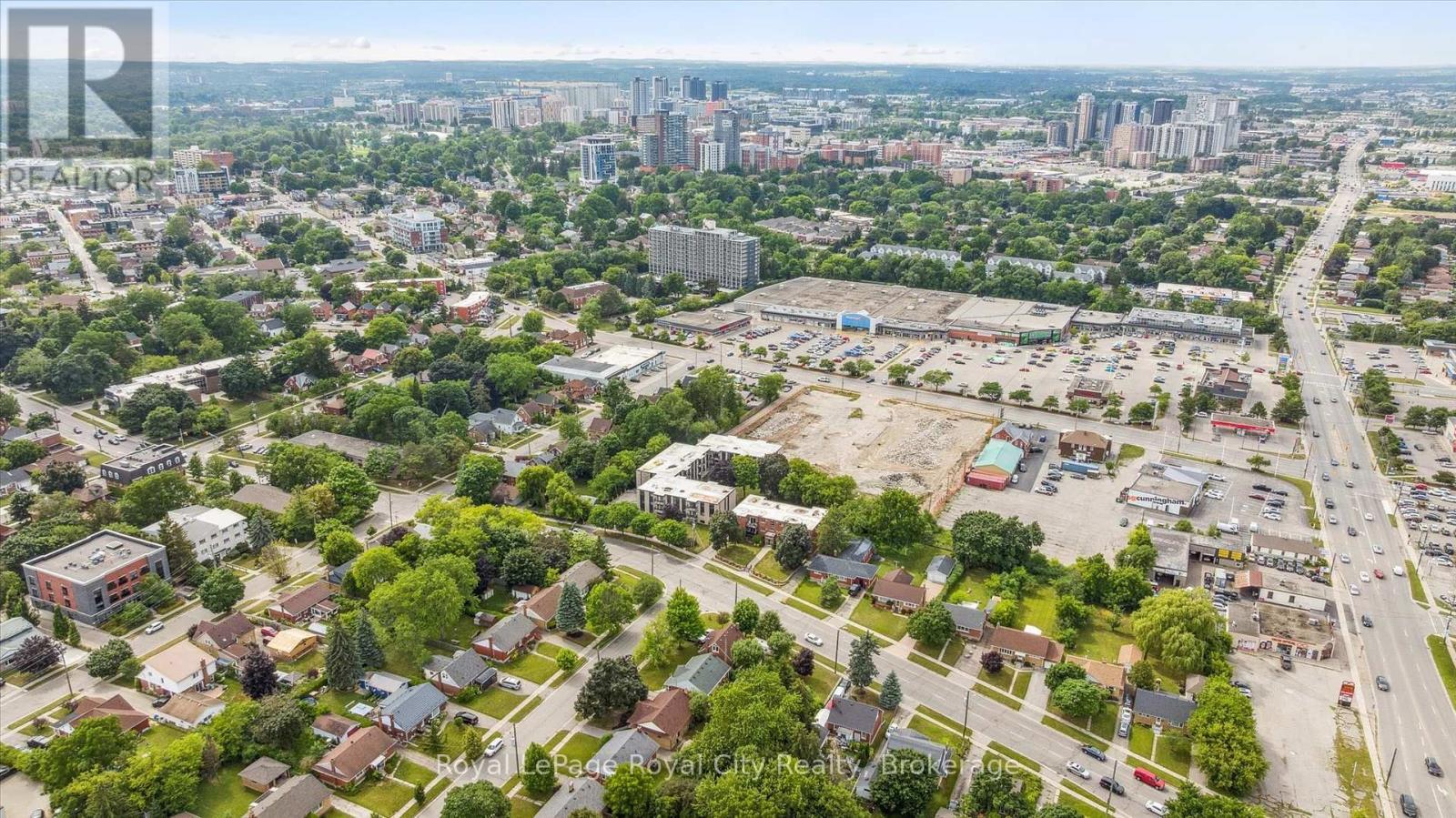 












56 DOVER STREET

,
Waterloo,




Ontario
N2J1Z1

