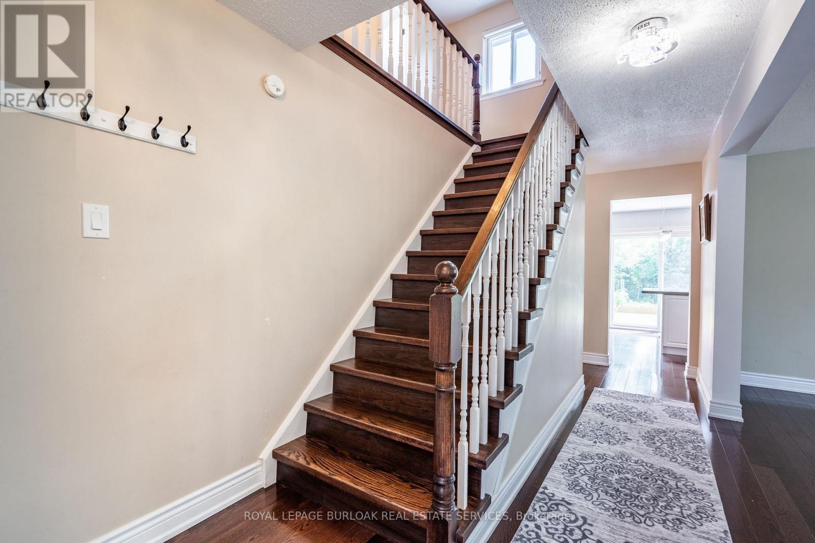 












2445 CAVENDISH DRIVE

,
Burlington,




Ontario
L7P3T7


