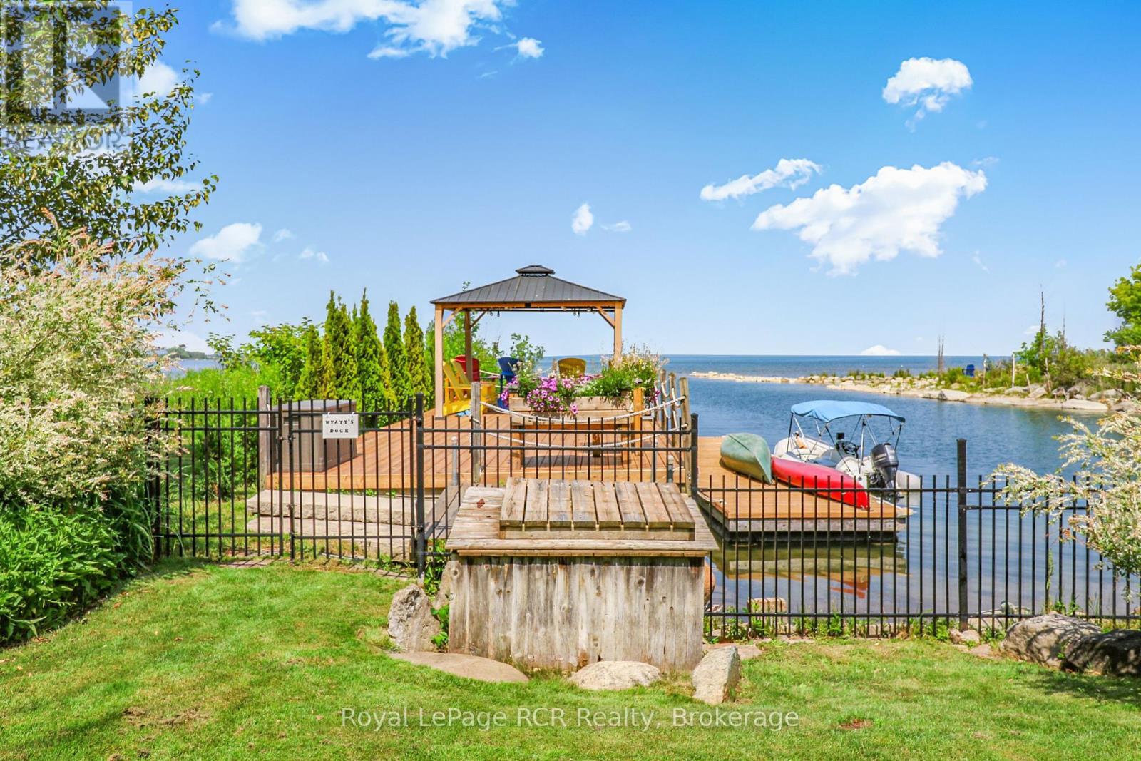 












160 PRINCETON SHORES BOULEVARD

,
Collingwood,




Ontario
L9Y5C9

