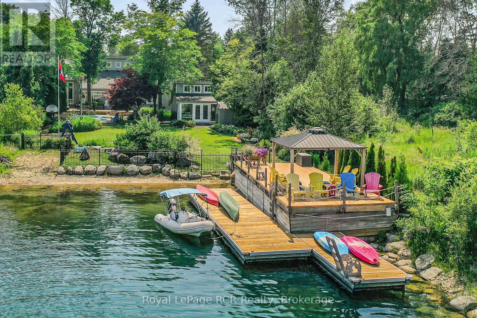












160 PRINCETON SHORES BOULEVARD

,
Collingwood,




Ontario
L9Y5C9

