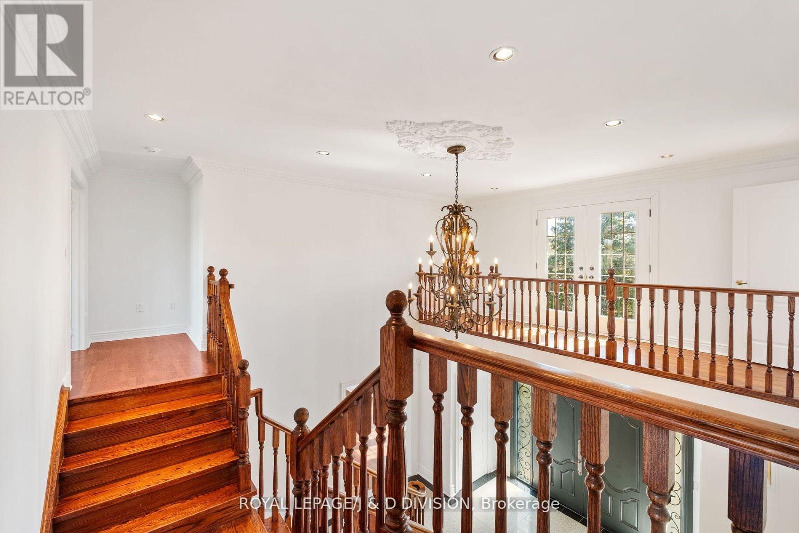 












19 LOGAN COURT

,
Whitchurch-Stouffville,




Ontario
L4A7X5

