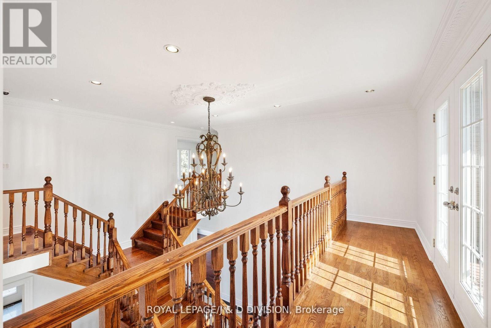 












19 LOGAN COURT

,
Whitchurch-Stouffville,




Ontario
L4A7X5

