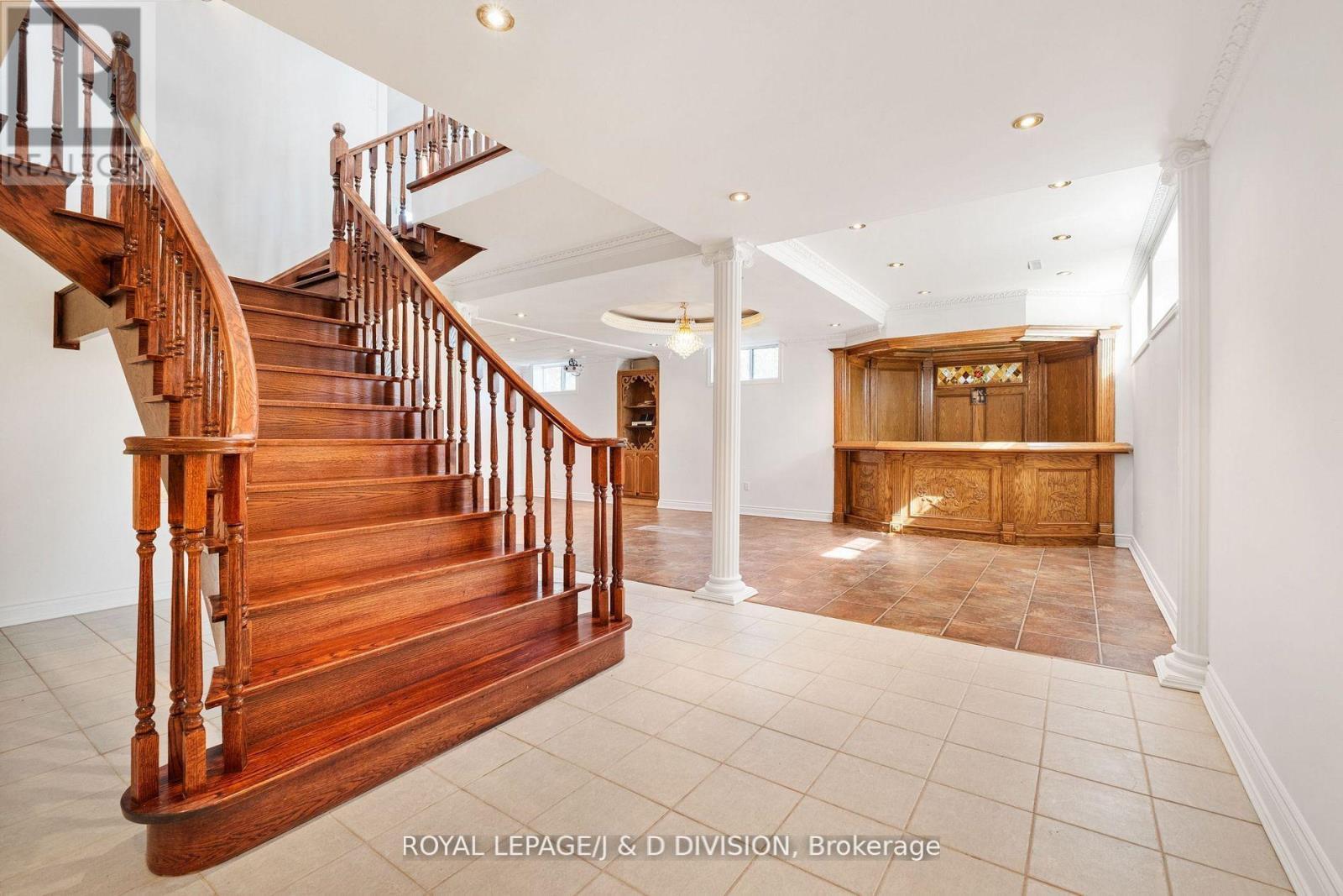 












19 LOGAN COURT

,
Whitchurch-Stouffville,




Ontario
L4A7X5

