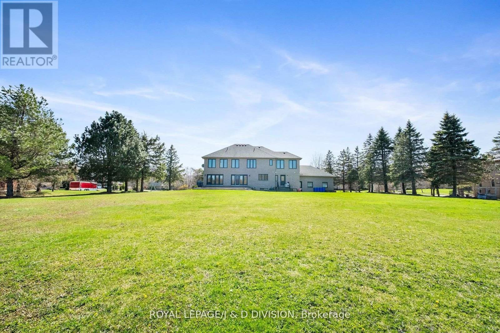 












19 LOGAN COURT

,
Whitchurch-Stouffville,




Ontario
L4A7X5

