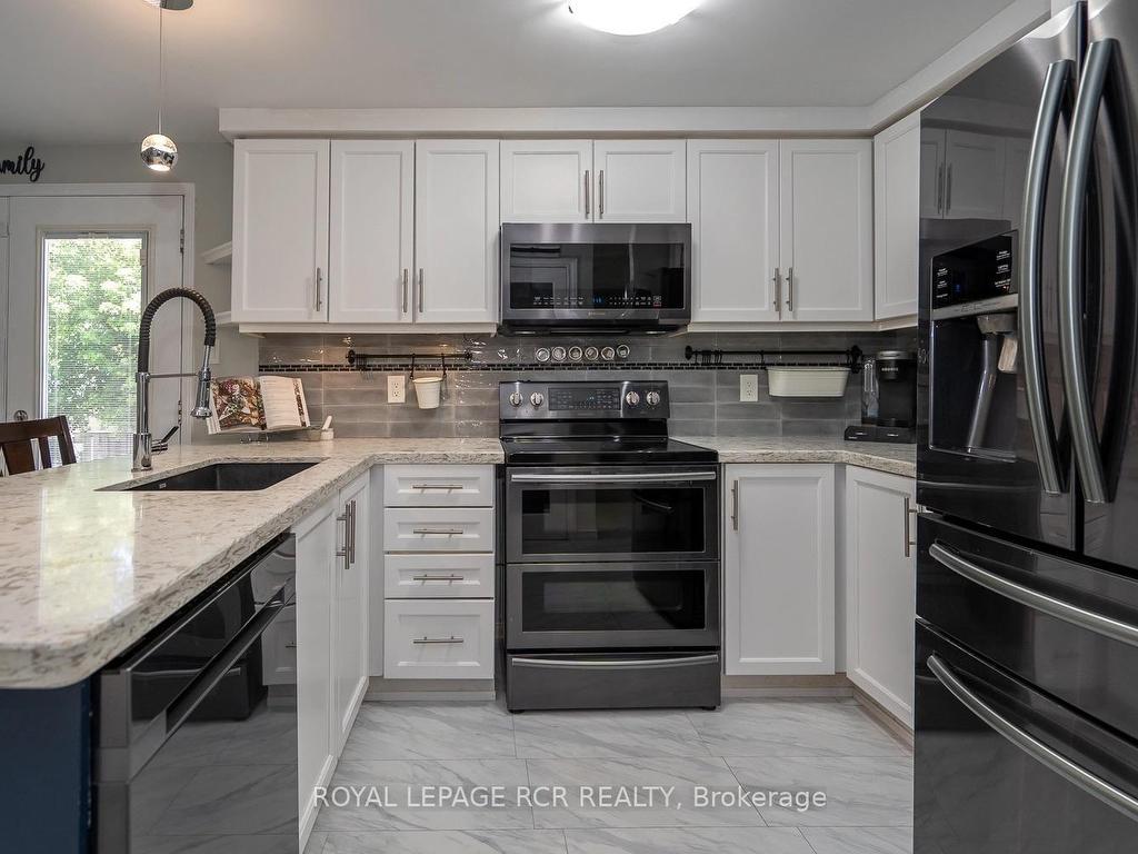 









252


Elmwood

Crescent,
Orangeville,




ON
L9W 4T4

