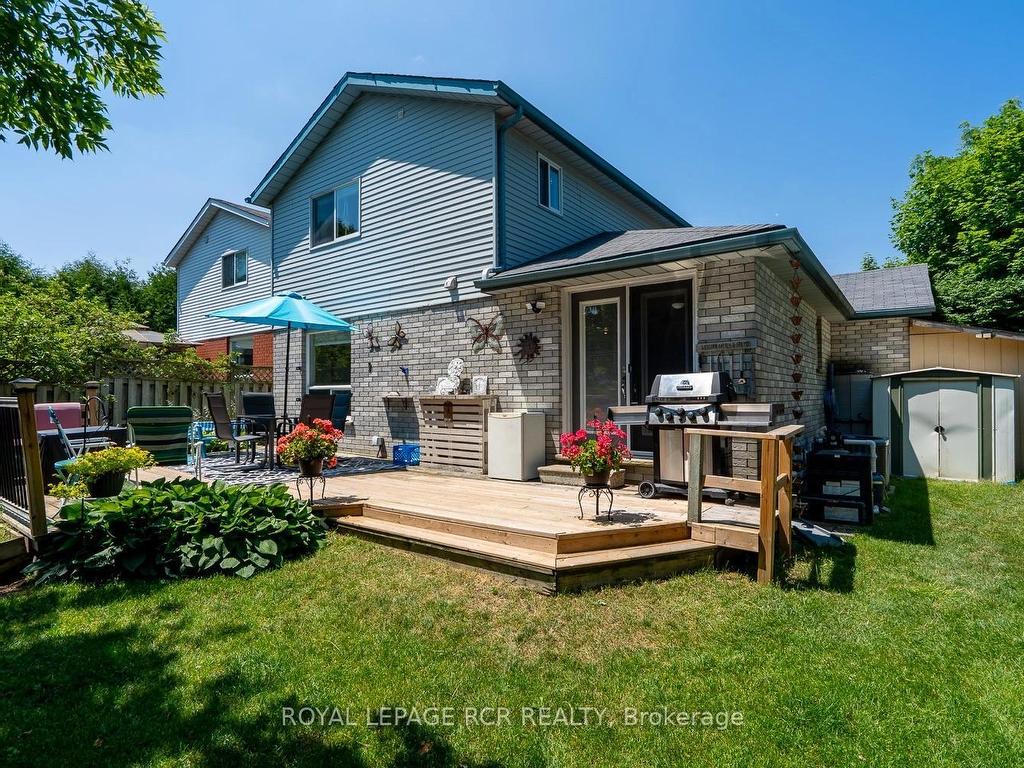









252


Elmwood

Crescent,
Orangeville,




ON
L9W 4T4

