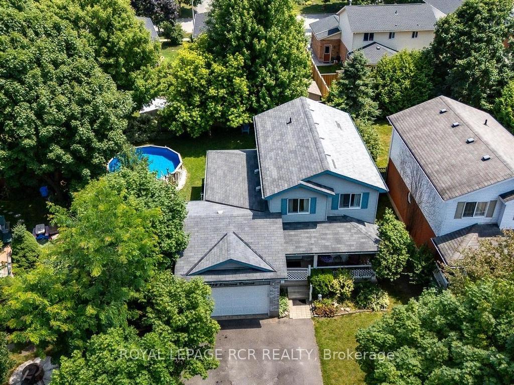 









252


Elmwood

Crescent,
Orangeville,




ON
L9W 4T4

