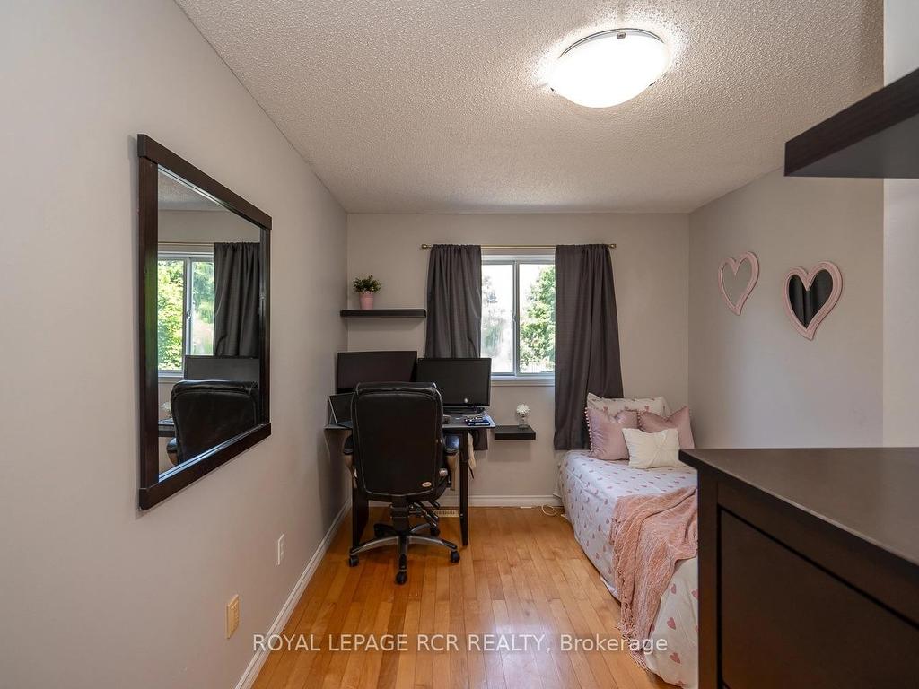 









252


Elmwood

Crescent,
Orangeville,




ON
L9W 4T4

