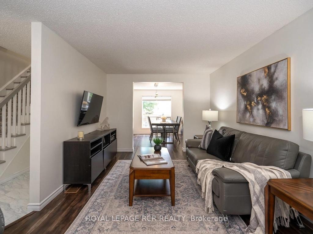 









252


Elmwood

Crescent,
Orangeville,




ON
L9W 4T4

